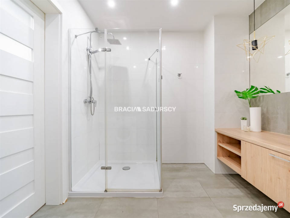 sprzedaży mieszkania Kraków 3328m2