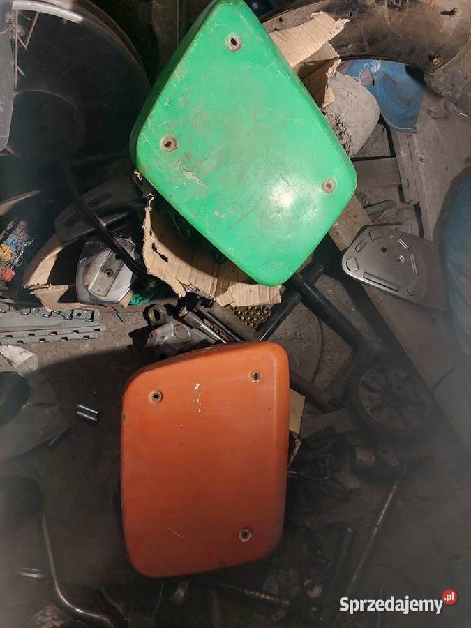 Boczek Pokrywa akumulatora schowek mz ts 125 150 Będzin