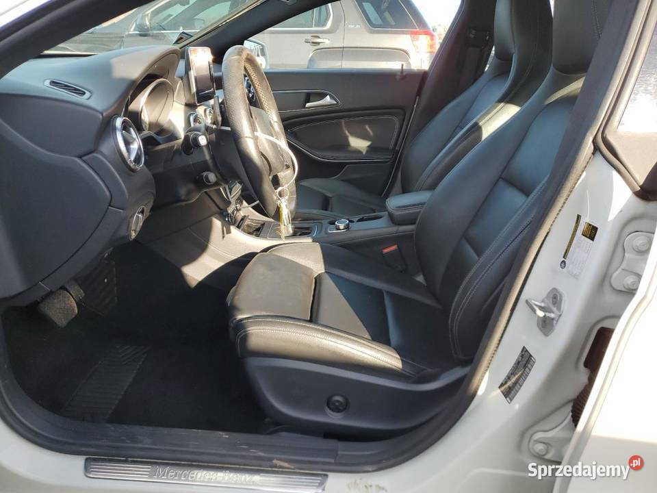 2015 MERCEDESBENZ CLA 250 211KM sprzedam