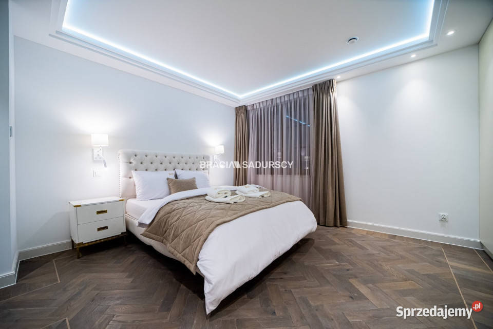 Ogłoszenie mieszkanie Żywiec Rynek 112m2 3 kamienica Sprzedaż sprzedam