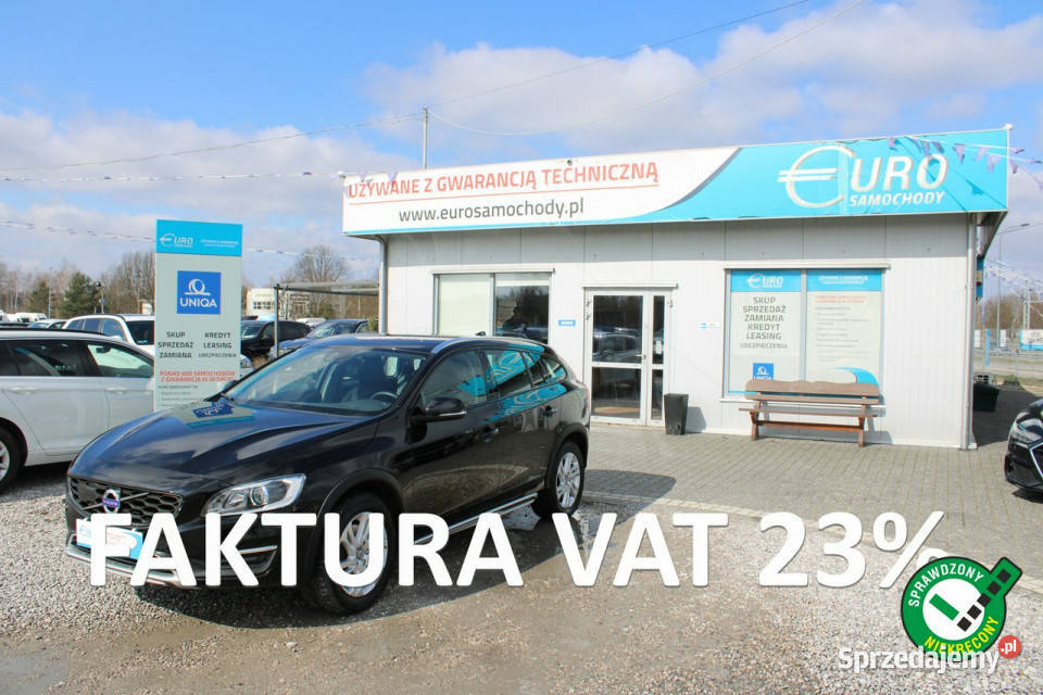 Volvo V60 Cross Country Momentum 190HP Fvat aluminiowe felgi