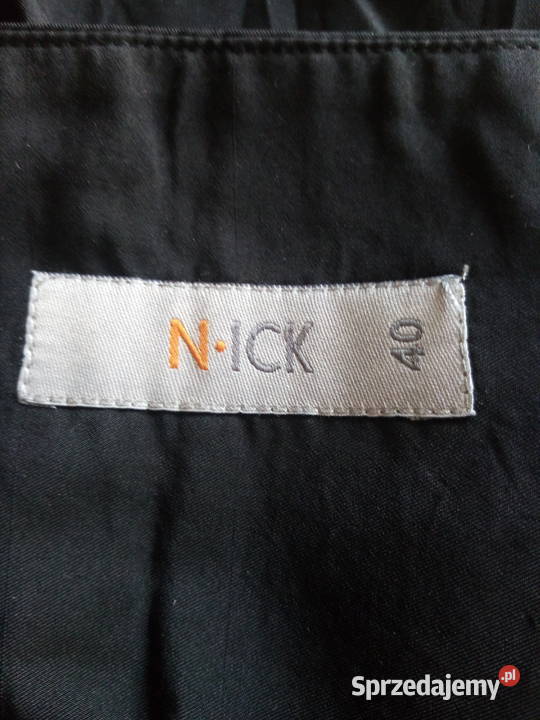 Spódnica czarna nowa 40 sprzedam