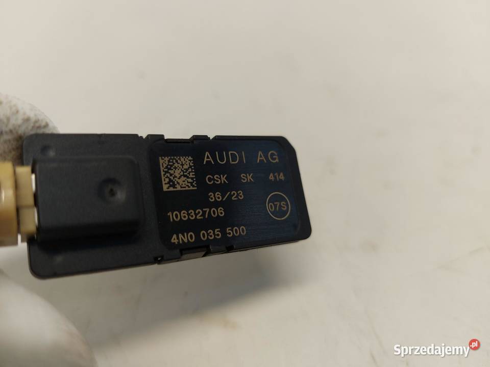 Porsche Taycan GTS 9J1 2023r Wzmacniacz antena