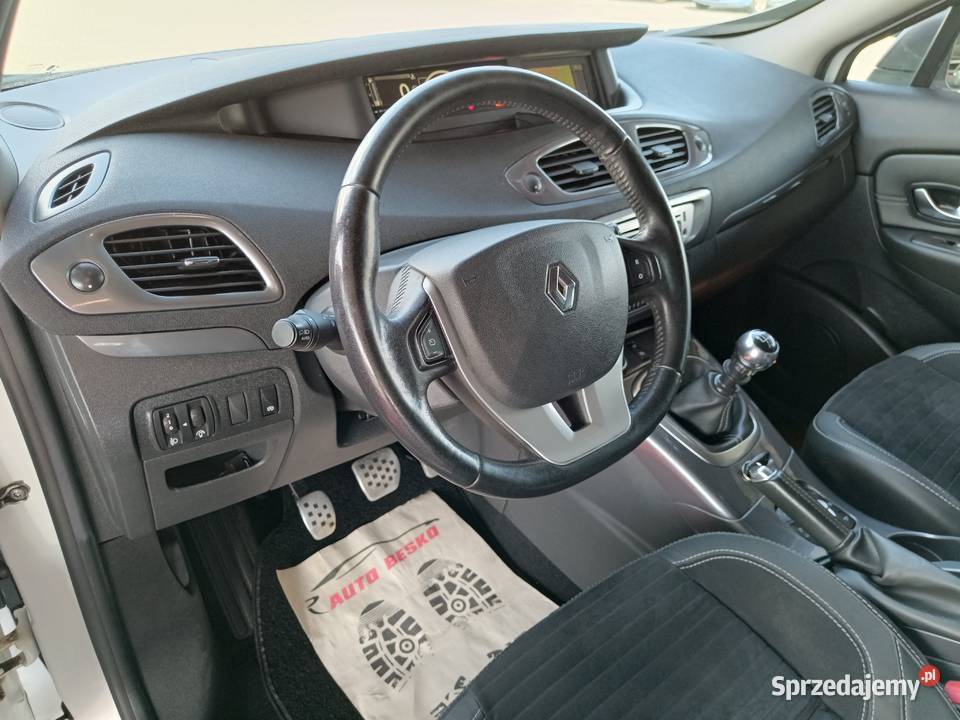 RENAULT SCENIC CROSS XMOD 16 Diesel Przebieg 101 1598cm3 Iwonicz