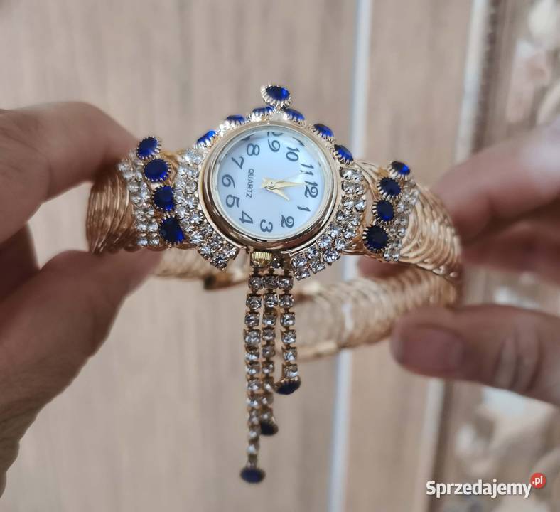 Komplet biżuterii z zegarkiem nastolatki