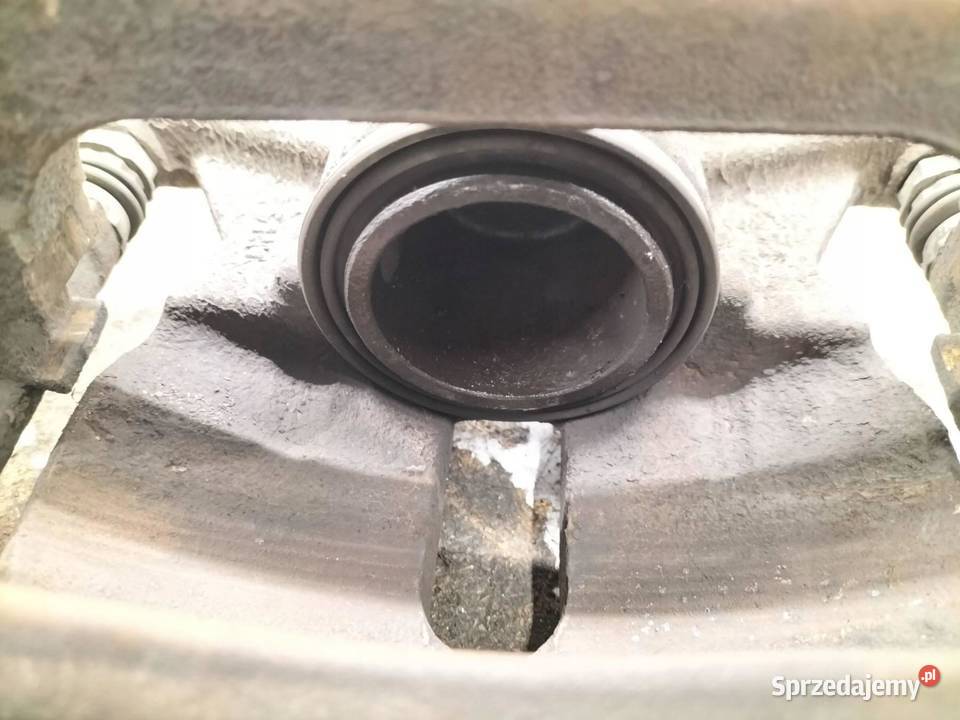 ZACISK HAMULCOWY PRAWY LEWY PRZÓD KPL 20 TDI osobowe