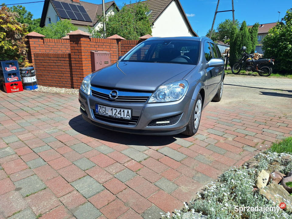 Opel Astra Klimatyzacja Parktronik Serwisowany Kombi Załom