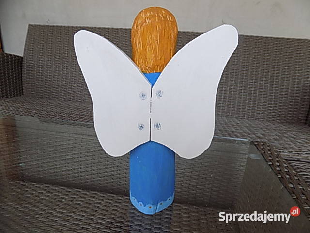 rzeźba drewniana anioł z sercem 25 inny kolor mazowieckie Sarnaki