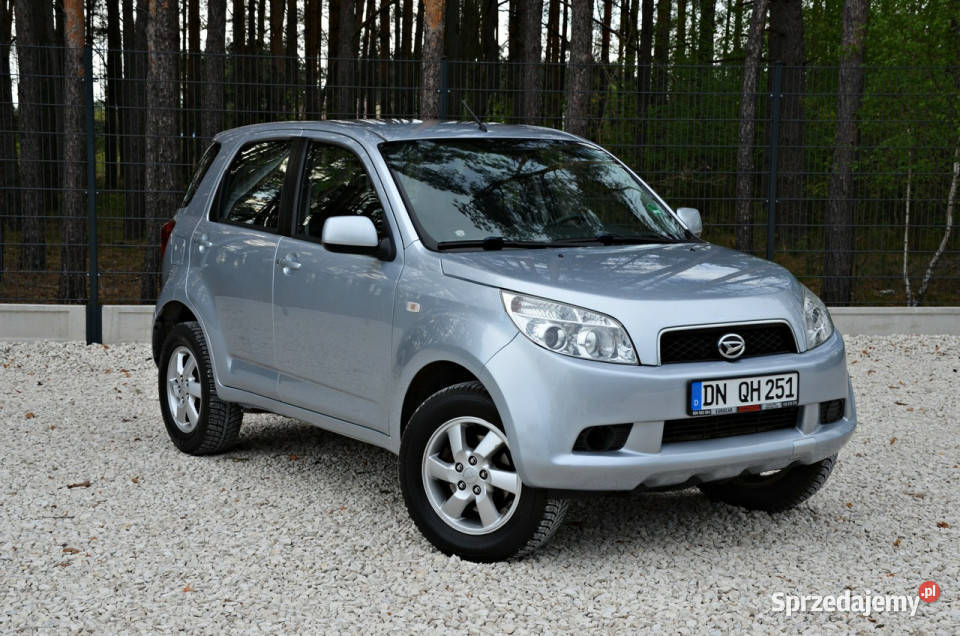 Daihatsu Terios 15 Benz 105 4x4 Automat Właśnie srebrny mazowieckie Ostrów Mazowiecka