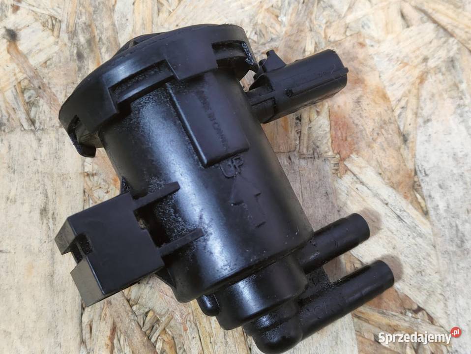 Zawór Podciśnienia Chrysler 300C 57 HEMi sprzedam