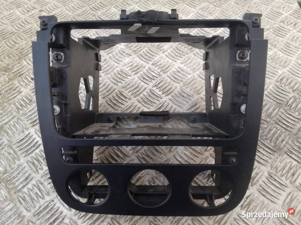 Kosz szuflada ramka radia VW Golf V Jetta Rok produkcji 2008 pomorskie Cewice