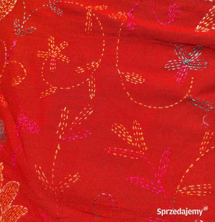 Duża chusta szal dupatta haftowana czerwona Dla kobiet Szczecin