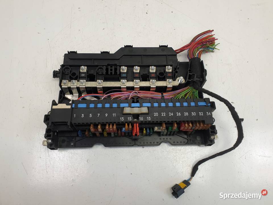 BMW E46 Compact 20 D SKRZYNKA BEZPIECZNIKÓW Rudka