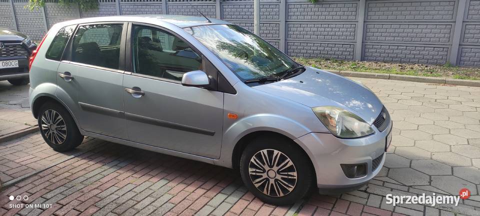 Ford Fiesta 14 benzyna Góra sprzedam