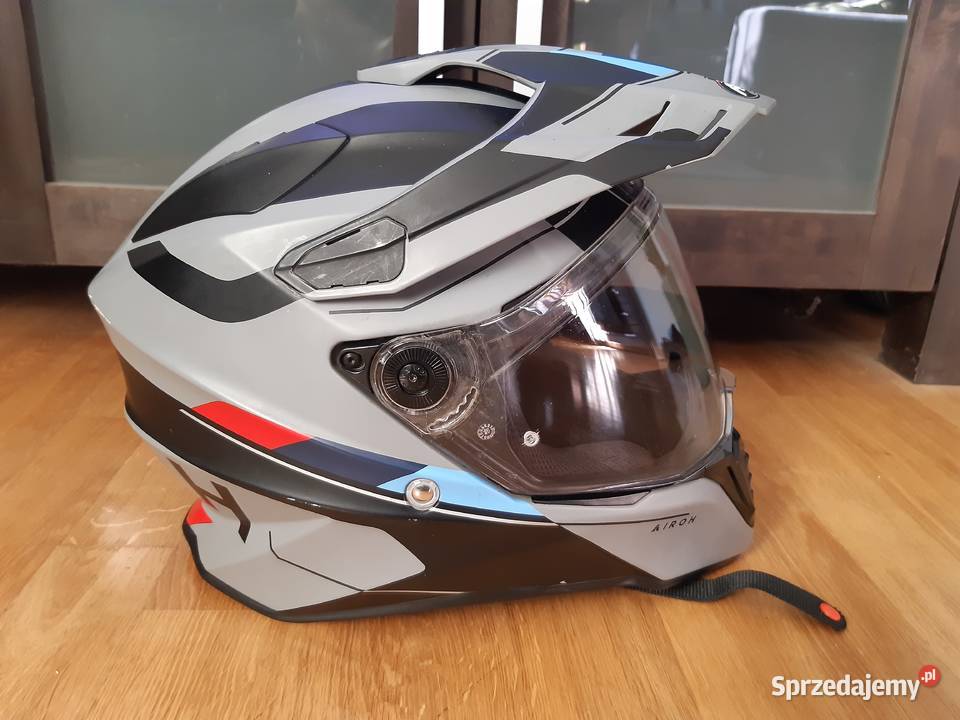 Kask motocyklowy Airoh Commander rozmiar L 3 w Suchożebry