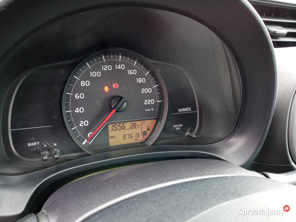 Toyota Yaris 10 benzyna 2012r klimatyzacja 97 benzyna mazowieckie Długosiodło