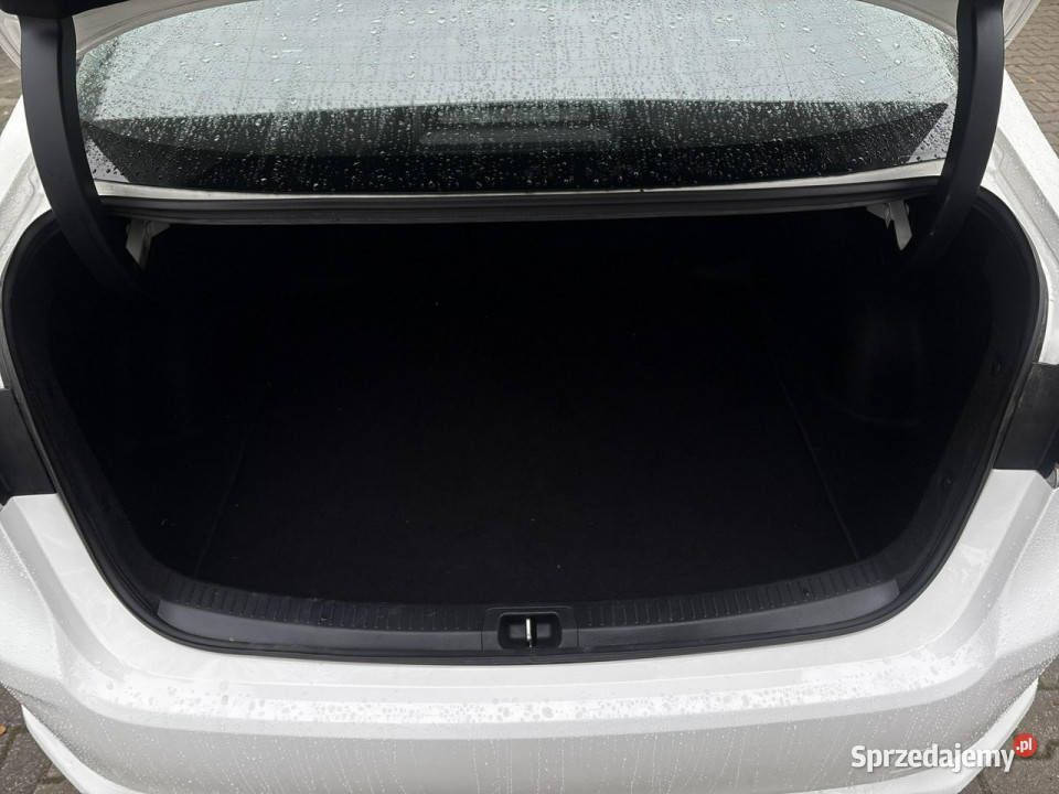 Toyota Corolla 15 VVTi 125 LPG COMFORT salon Warszawa