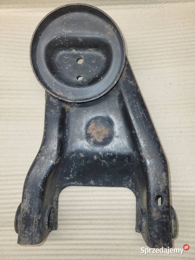 Wartburg 353 Nowy wahacz lewy górny Piaseczno