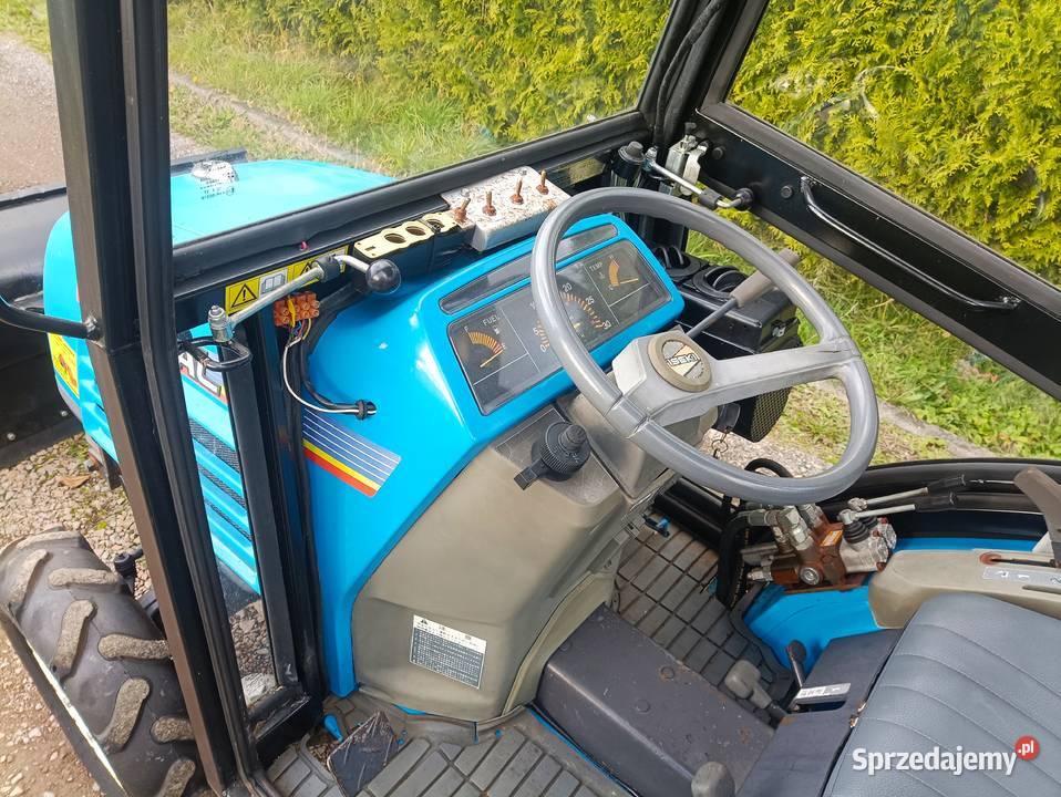 ISEKI SIAL 5 4x4 do Odśnieżania Komunalny Pług Zator sprzedam