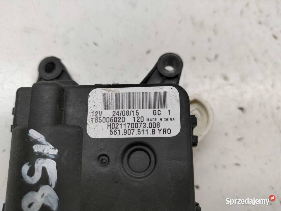 SILNICZEK NAGRZEWNICY B8 USA 561907511B VW Rok produkcji 2016