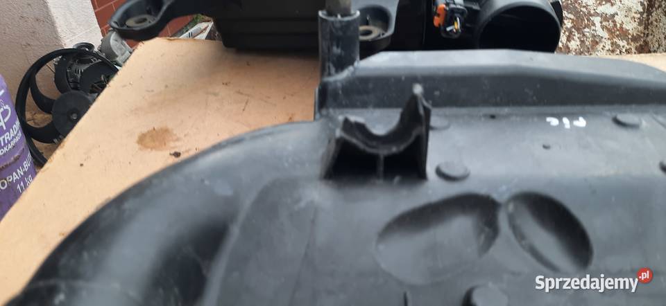 citroen Picasso c3 c4 c5 filtr powietrza