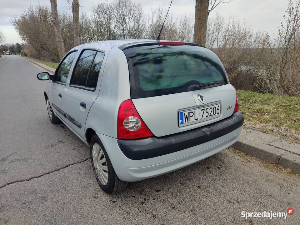Renault Clio II 2001r 14 16V Wyszogród