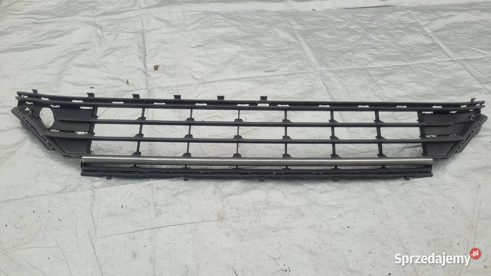VW GOLF VII 5G0 LIFT KRATKA ŚRODKOWA ZDERZAK śląskie Ruda Śląska