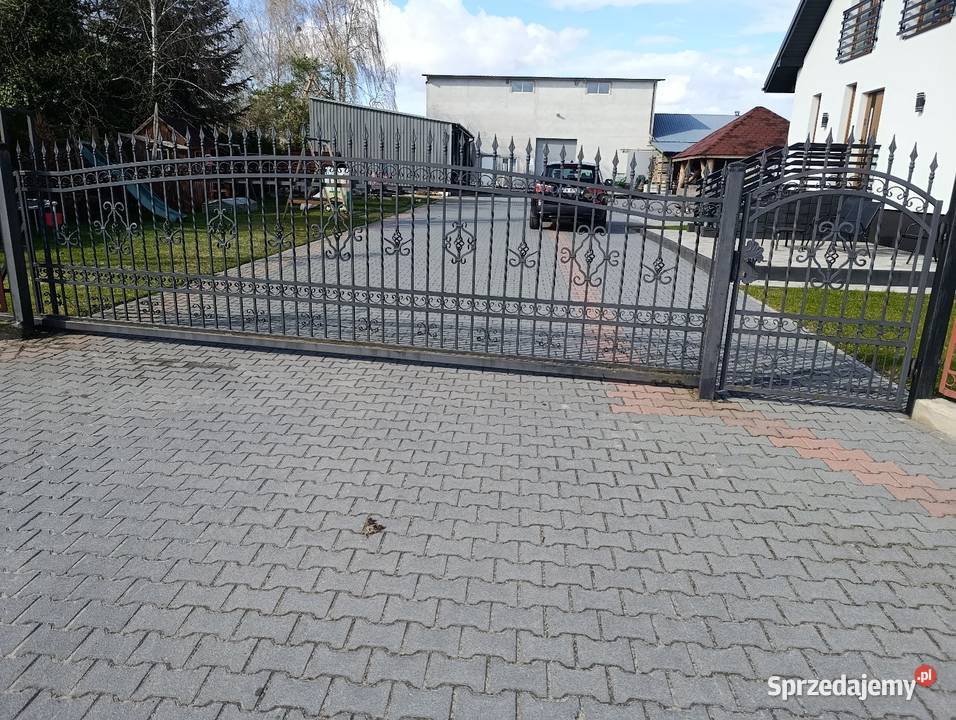 Brama przesuwna 55m plus furtka 12m