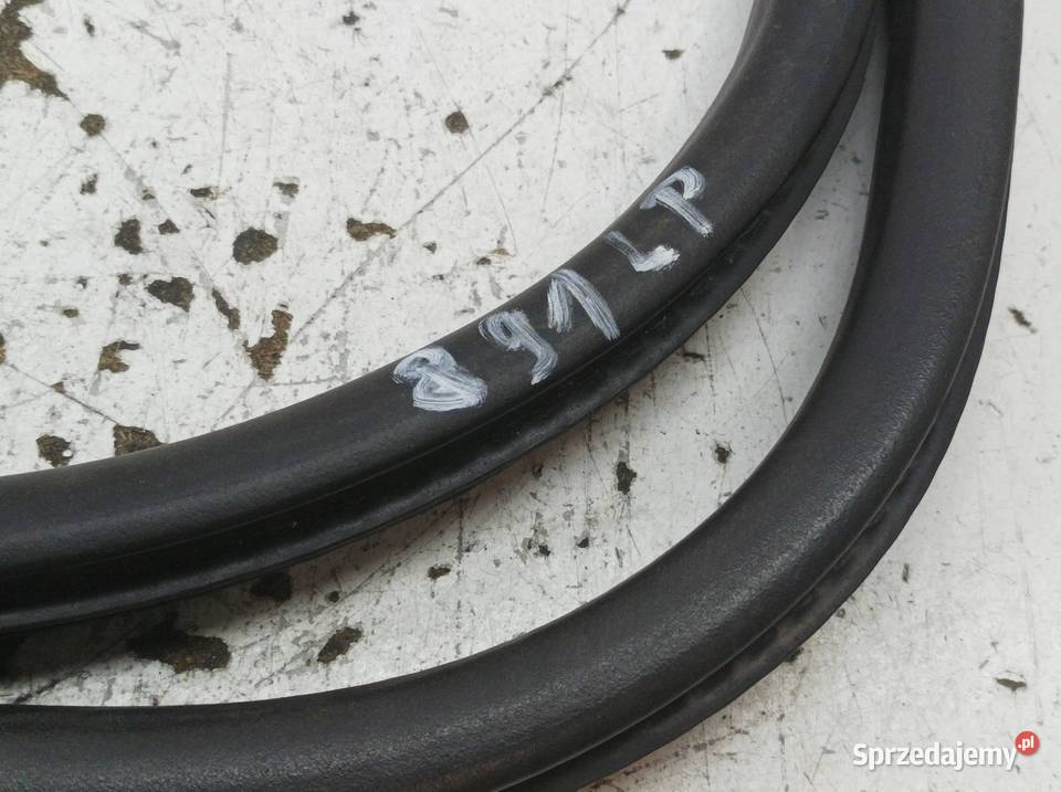 USZCZELKA DRZWI LEWY PRZÓD KAROSERYJNA KIEROWCY świętokrzyskie