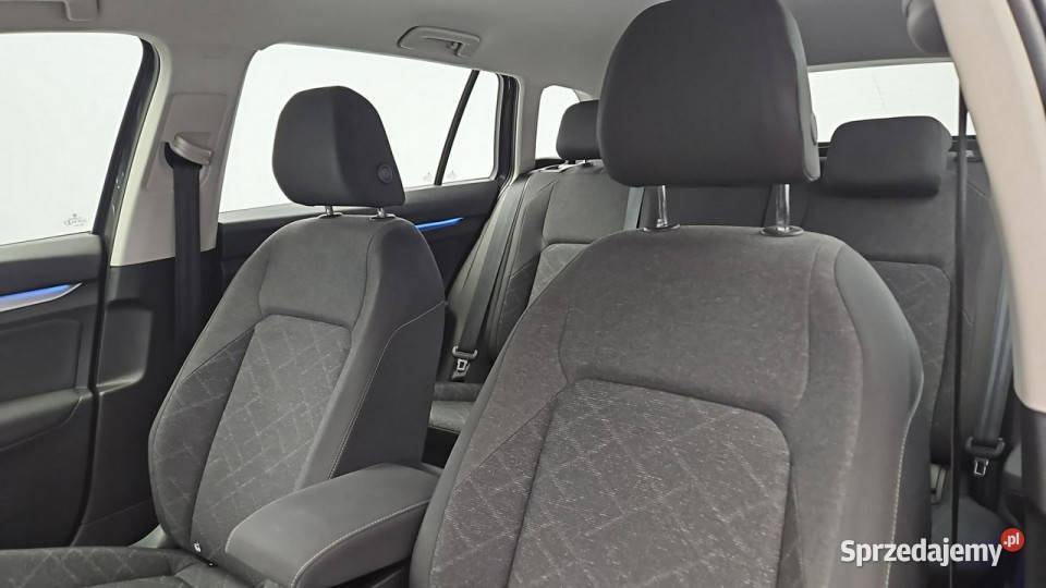 Volkswagen Golf 20 TDI Life Z Polskiego Salonu Warszawa