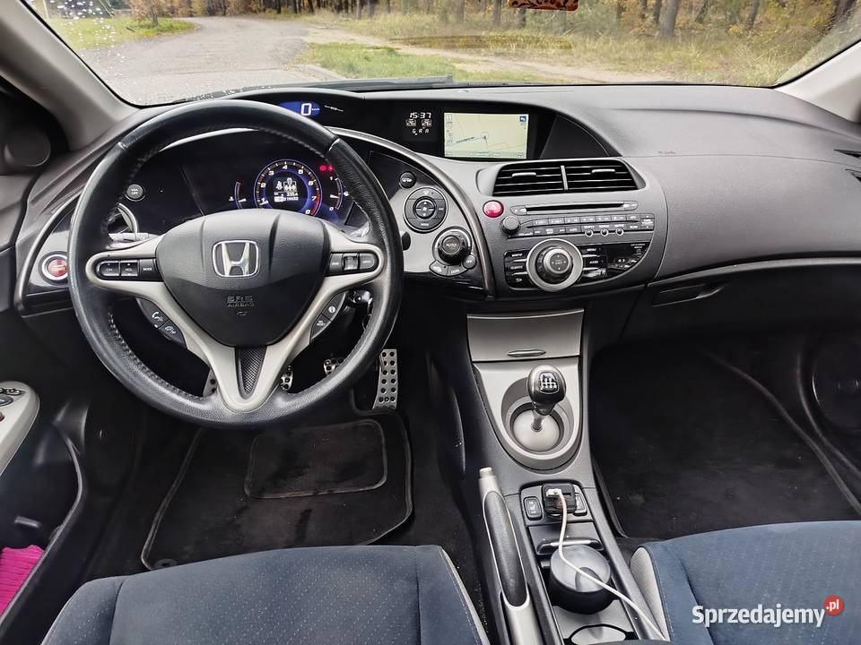 Honda Civic VIII 18 Benzyna 140 Bezwypadkowe beżowy Honda Toruń
