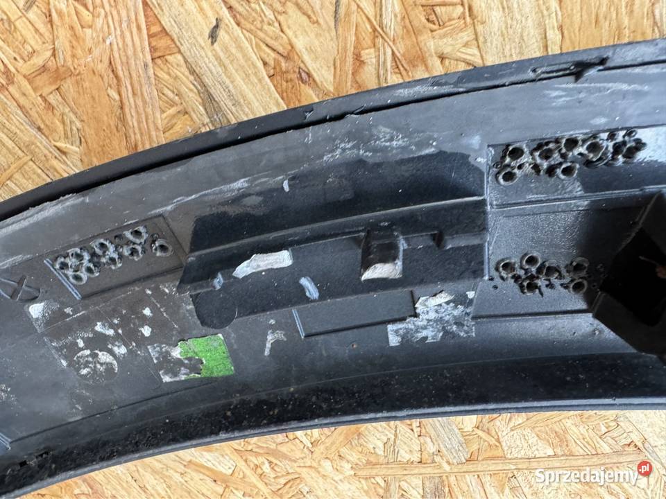 Listwa błotnika tył lewa LH Porsche cayenne III wielkopolskie Sieraków sprzedam