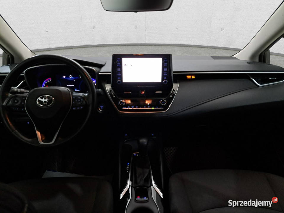 Toyota Corolla Seria E16 2012 dolnośląskie Komorniki sprzedam