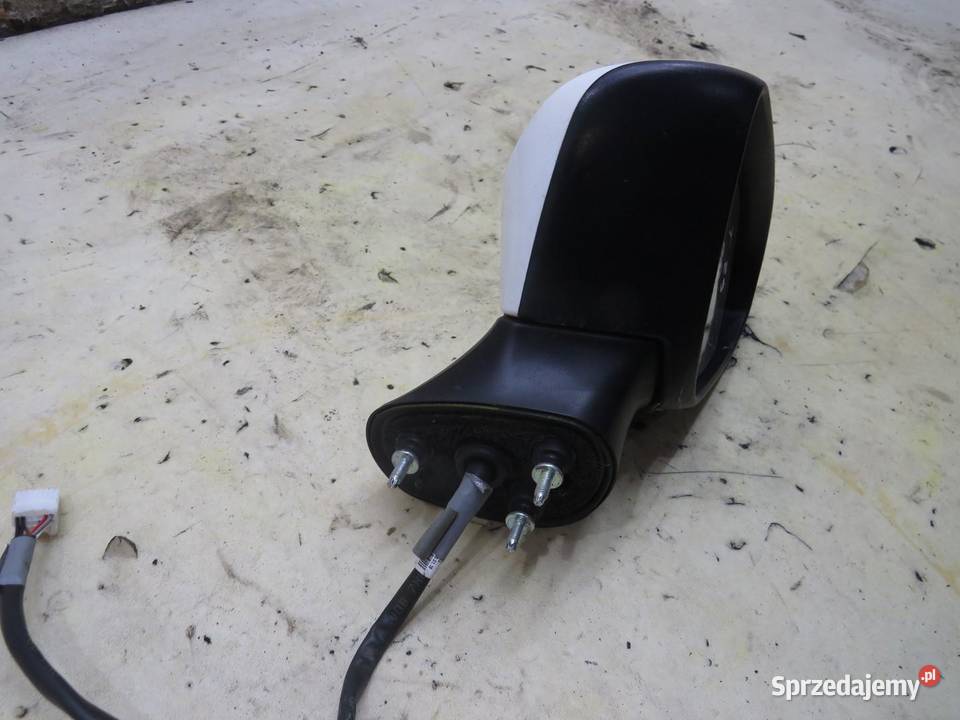 LUSTERKO PRAWE 9 PIN 040 AVENSIS T27 T29