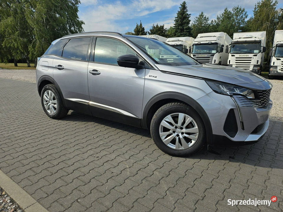 Peugeot 3008 202215hdi130AutomatKameryNaviVat23 3008 sprzedam