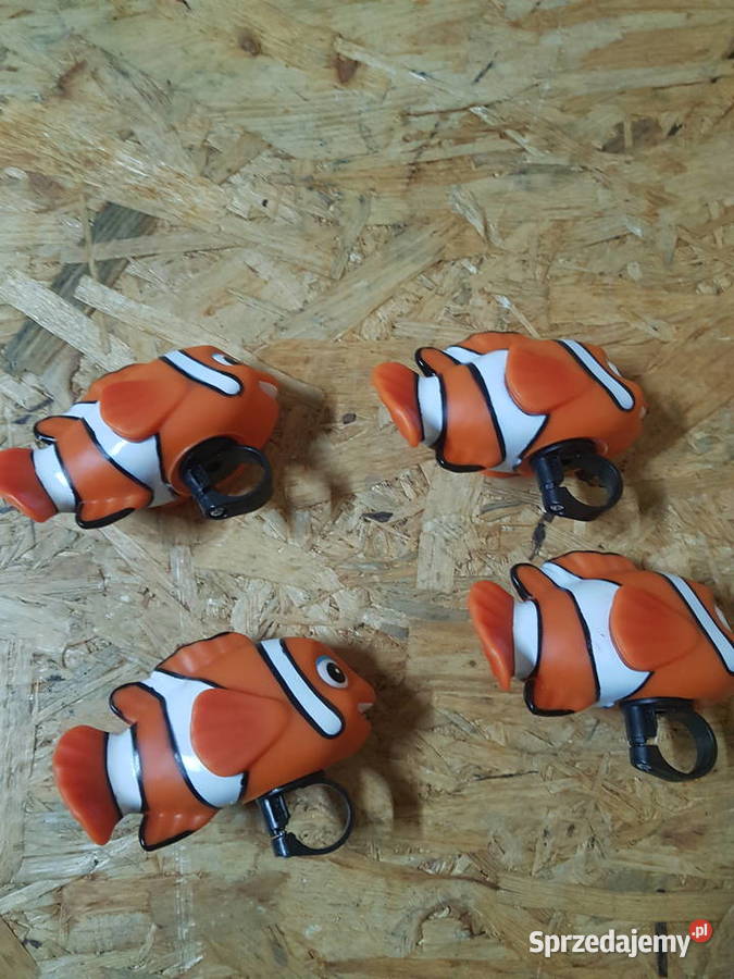 Dzwonek zabawka RYBKA NEMO piszczałka