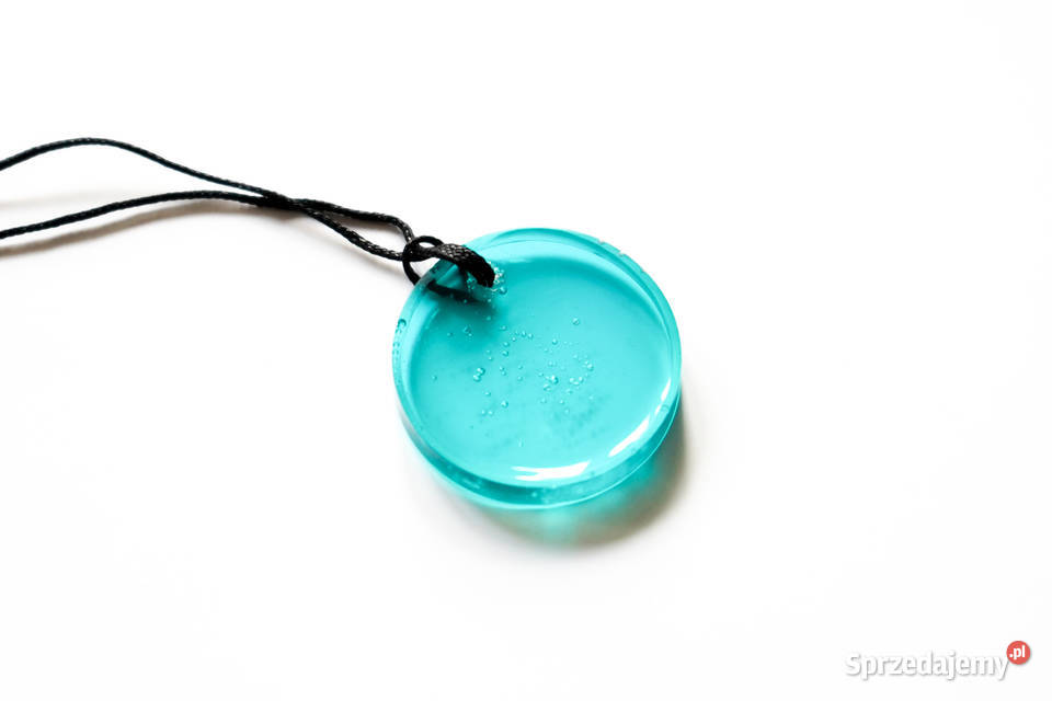 Błękitny okrągły wisiorek z żywicy epoksydowej z Warszawa sprzedam