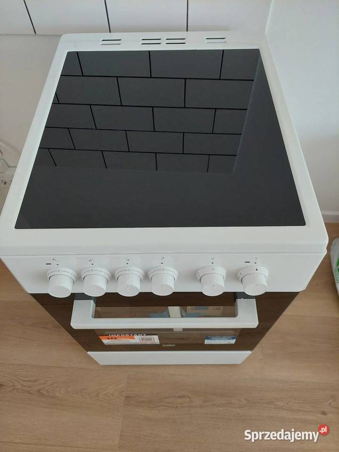 Kuchenka indukcujna na SPRZEDAŻ NOWA wolnostojące Człuchów