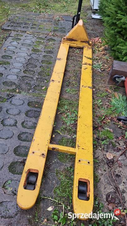 Paleciak z hamulcem Promag z widłami 27 metra małopolskie Dobczyce