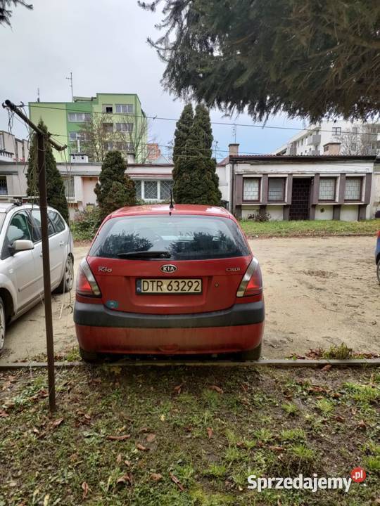 Citroen Xsara Picasso 16 HDI Kia Rio 15 CRDI manualna