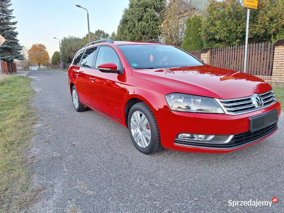 VOLKSWAGEN PASSAT B7 16 TDI KOMBI 2011 R manualna Biała Podlaska