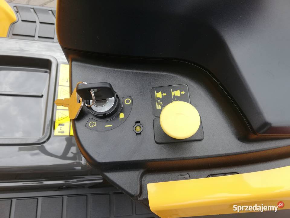 Promocja Nowy Traktor kosiarka Stiga 384M z łódzkie Kobiele Wielkie