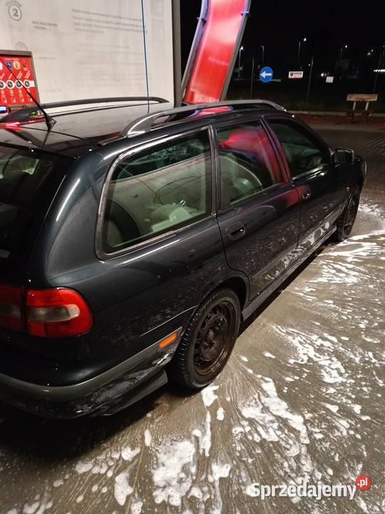 Sprzedam Volvo v40 Kombi kujawsko-pomorskie Lisi Ogon sprzedam