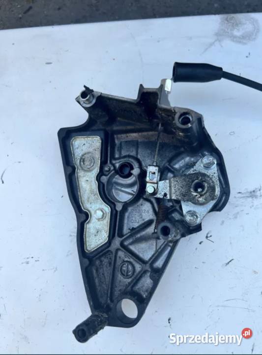 Osłona obudowa zębatki Suzuki GSXS 750 GSX750S Ostrzeszów