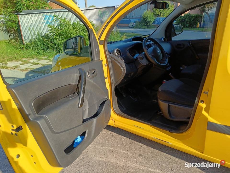 Sprzedam auto małe dostawcze RENO KANGO 2018