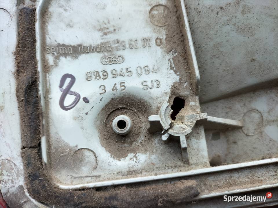 AUDI 80 B3 SEDAN B4 KOMBI LAMPA TYŁ TYLNA PRAWA Kamień-Kolonia