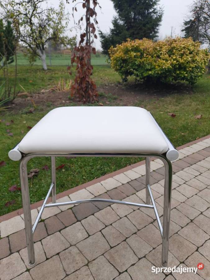 podnóżek w stylu Bauhaus wielkopolskie Mielnica Duża