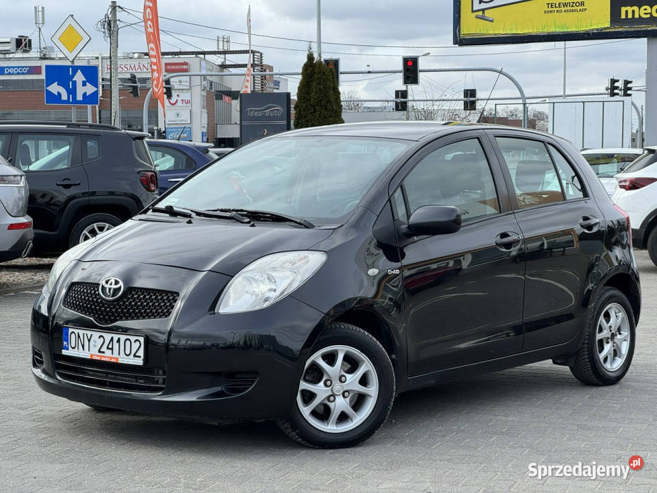 Toyota Yaris FILMAUTOMATRoczna Gwarancja czarny Suchy Las sprzedam