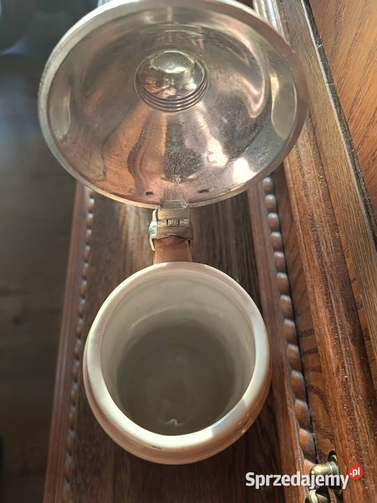 Kufel myśliwski ceramiczny z pokrywką cynową