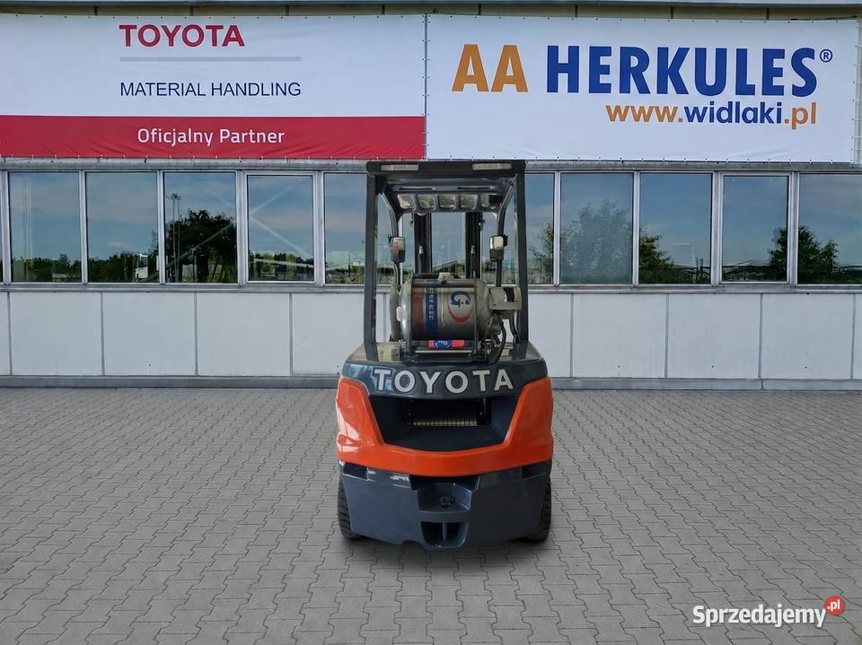 Spalinowy wózek widłowy LPG Toyota Tonero śląskie Katowice sprzedam